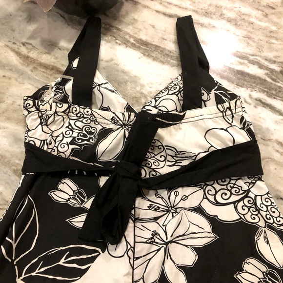 ☀️ Poet Black & White Floral Dress Size 11 - Picture 6 of 11